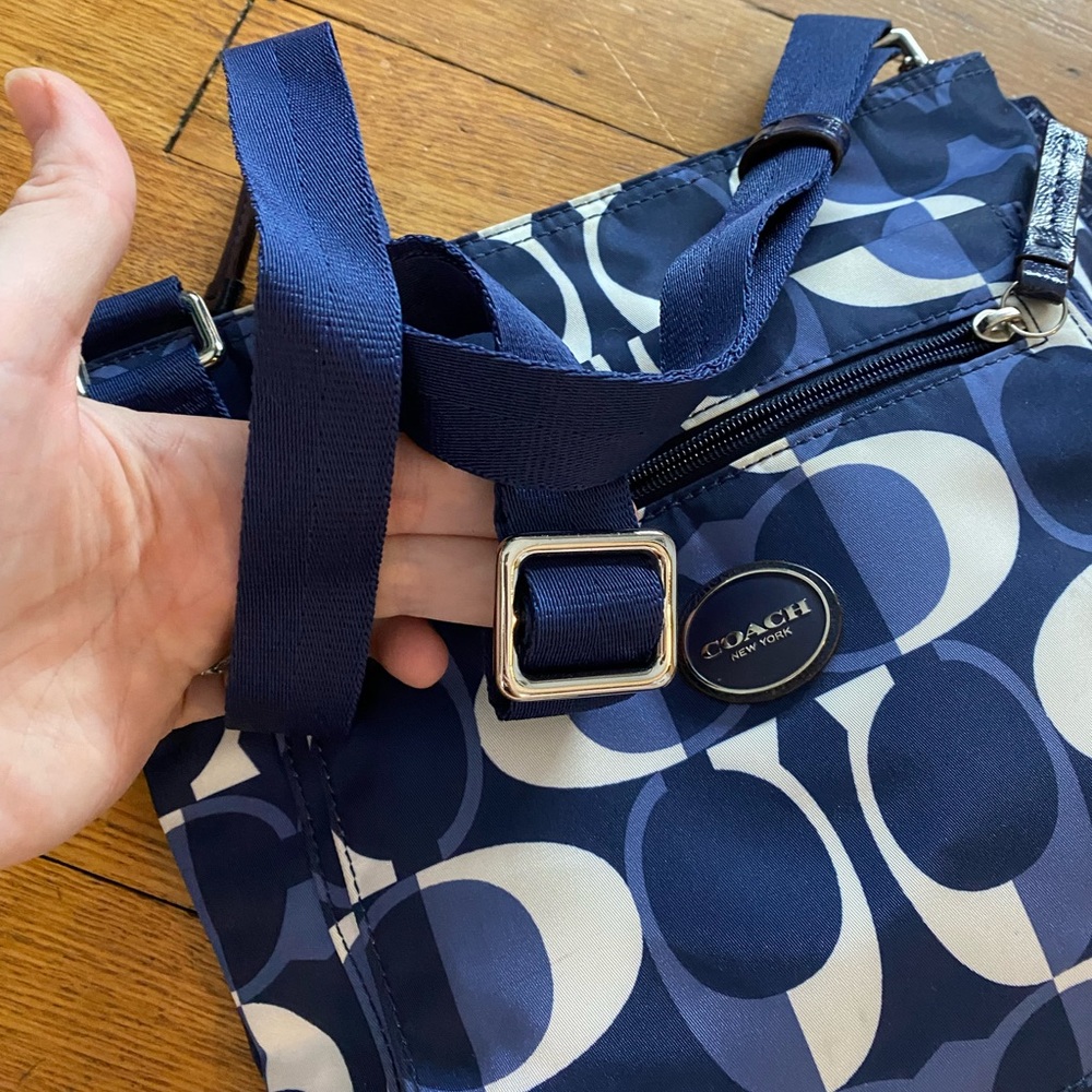 EUC Coach Blue Signature Logo Crossbody - Picture 7 of 12